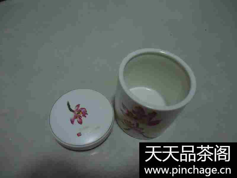 国内一流精品陶瓷茶叶罐