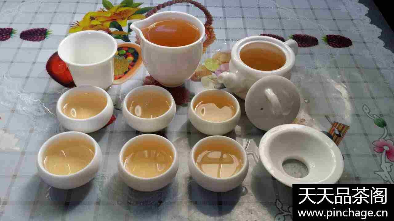 德化白瓷茶具瓷质温润如玉