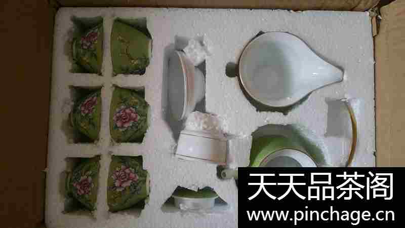 中国制造扒花描金工艺茶具套装