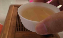 白瓷功夫茶具品茗杯